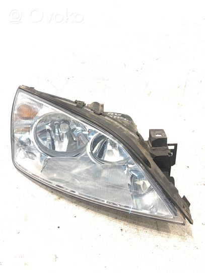 Ford Mondeo Mk III Lampa przednia 1S7113005AK