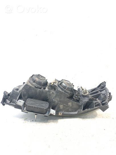 Volvo XC70 Phare frontale 8620689