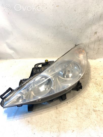 Peugeot 207 Lampa przednia 89045709