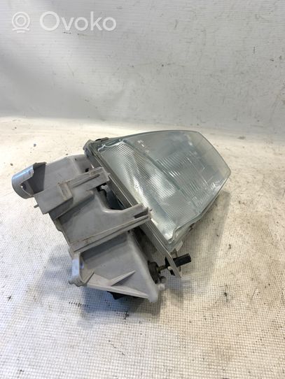 Mazda Demio Phare frontale 52055737R