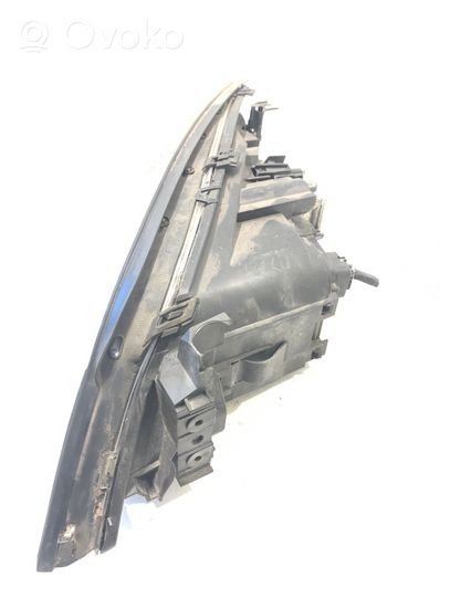 Ford Mondeo Mk III Lampa przednia 1S7113005CH