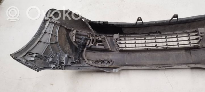 Volkswagen Golf Plus Priekinis bamperis 5m0807217