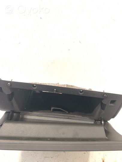 Volvo V70 Glove box 30676278