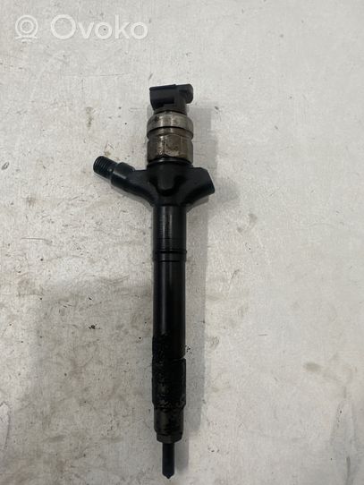 Toyota Avensis T250 Sprauslu komplekts 236700R180