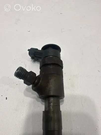 Peugeot Partner Injecteur de carburant 0445110566