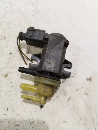 Audi A3 S3 8P Solenoidinis vožtuvas cg34011464a