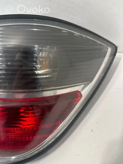 Opel Astra H Lampa tylna 13222325