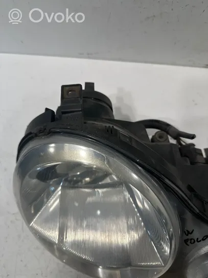 Volkswagen Polo Lampa przednia 0301190202