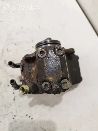 Opel Combo C Fuel injection high pressure pump 55185549