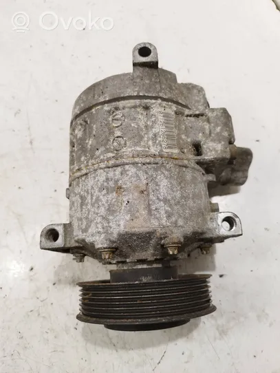 Volkswagen Golf V Ilmastointilaitteen kompressorin pumppu (A/C) 1K0820803N