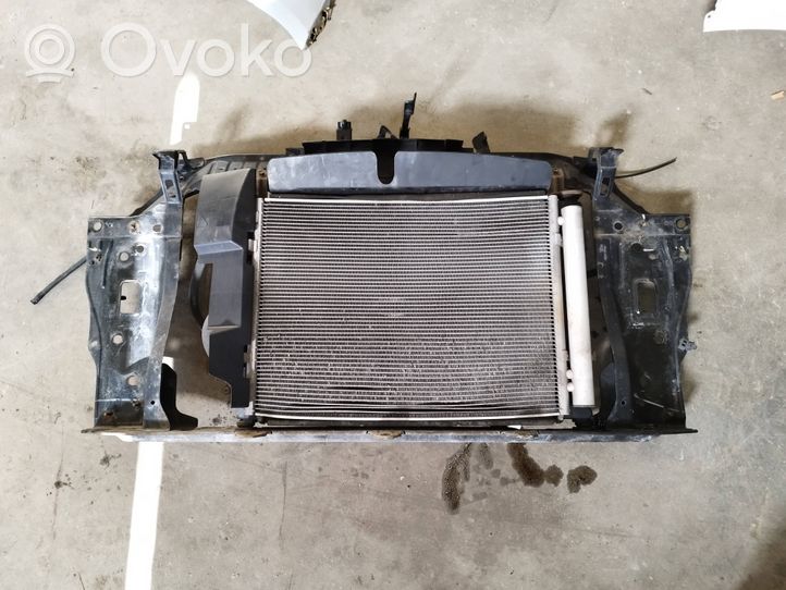 Hyundai ix20 Support de radiateur sur cadre face avant 