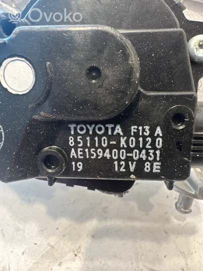 Toyota Yaris XP210 Etupyyhkimen vivusto ja moottori 85110K0120