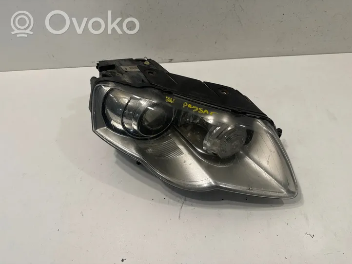 Volkswagen PASSAT B6 Lampa przednia 3C0941752G