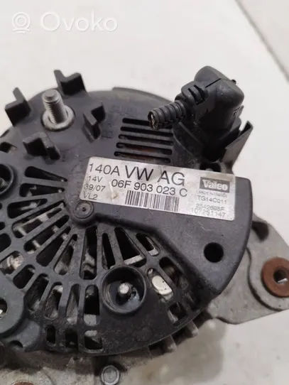 Volkswagen Golf V Generator/alternator 06F903023C