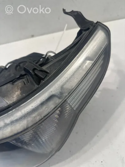 BMW 5 E60 E61 Lampa przednia 15872300