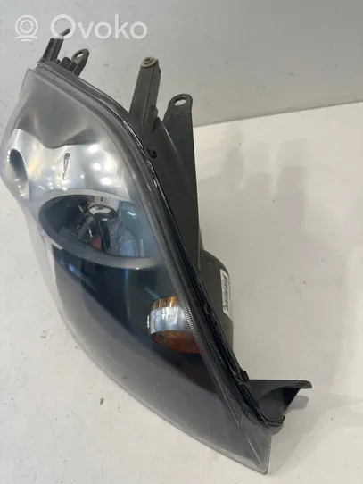 Ford Fiesta Phare frontale 0301224302