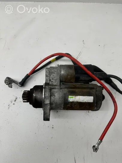 Volkswagen PASSAT B7 Starter motor 