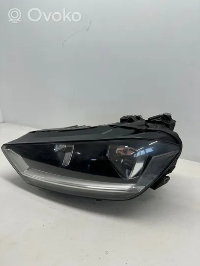 Volkswagen Golf Sportsvan Lampa przednia 517941005C