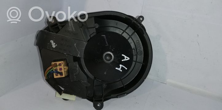 Audi A4 S4 B5 8D Ventola riscaldamento/ventilatore abitacolo 