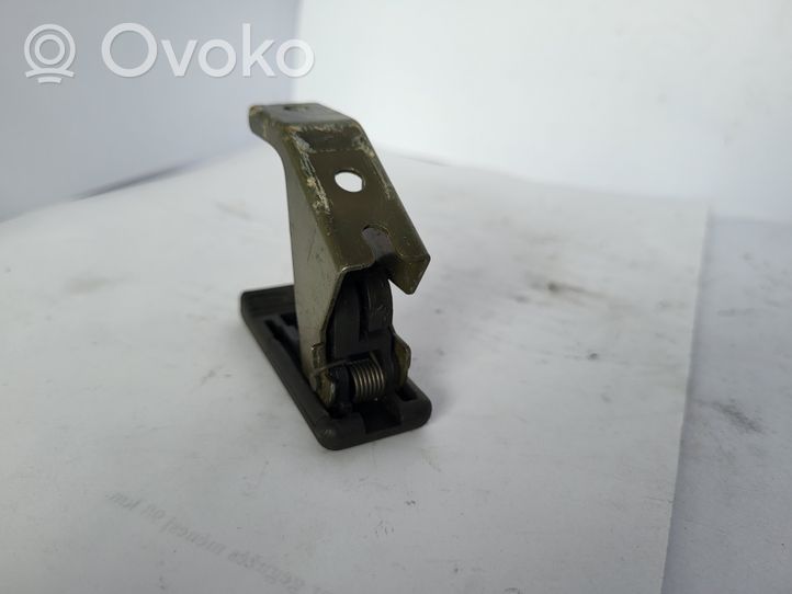 Opel Monterey Maniglia di rilascio del tappo carburante 