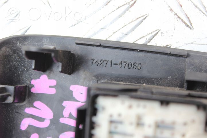 Toyota Prius (XW30) Elektrisko logu slēdzis 7427147060