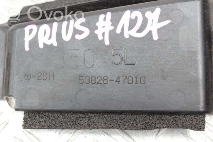 Toyota Prius (XW30) Uchwyt / Mocowanie błotnika przedniego 5382647010