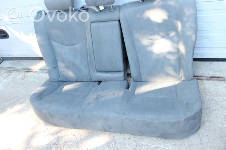 Toyota Prius (XW30) Fotele / Kanapa / Boczki / Komplet 