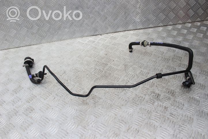 Volkswagen PASSAT B5 Brake vacuum hose/pipe 058133784Q