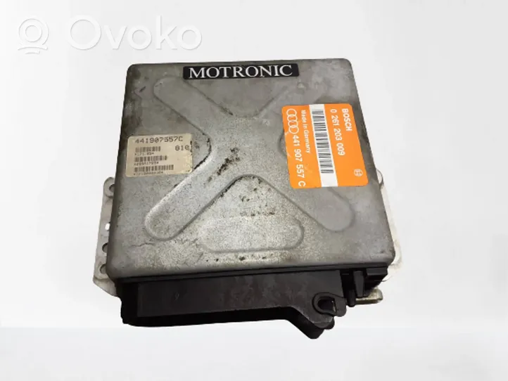 Audi V8 Calculateur moteur ECU 441907557C