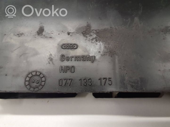 Audi V8 Ohjaamon sisäilman ilmakanava 077133175