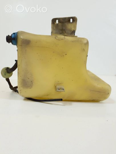 Audi V8 Windshield washer fluid reservoir/tank 4G1955451A