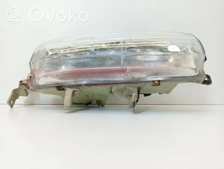 Honda Legend Lampa przednia 082171113