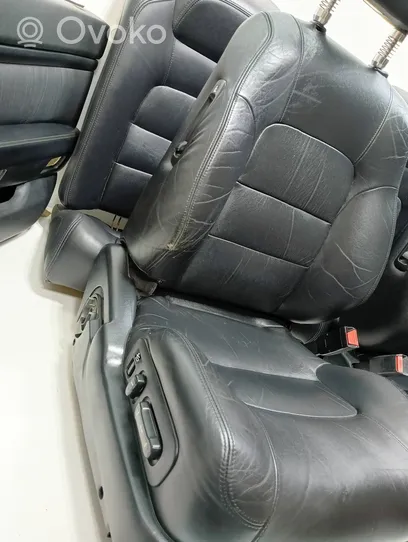Honda Legend Set di rivestimento sedili e portiere 