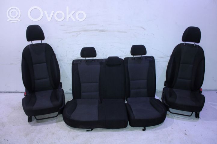 Hyundai i30 Set sedili 