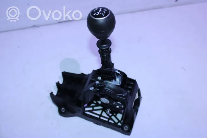 Fiat Tipo Gear selector/shifter in gearbox 50296381