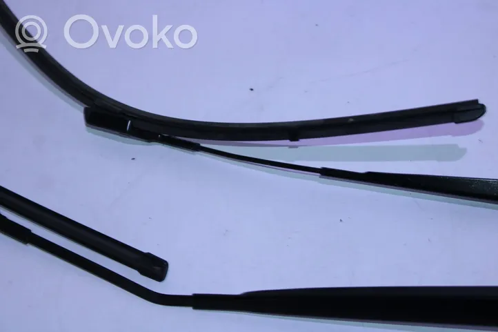 Fiat Tipo Front wiper blade arm 