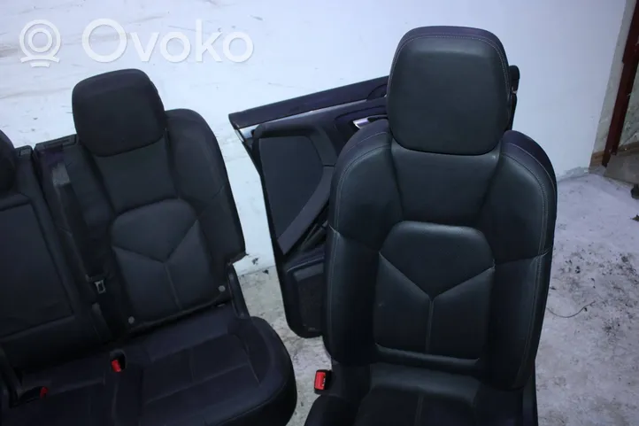 Porsche Cayenne (92A) Sitze und Türverkleidungen komplett 