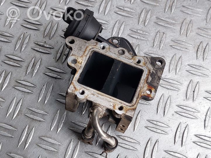 Volkswagen Golf V Termostato EGR 03G131063E