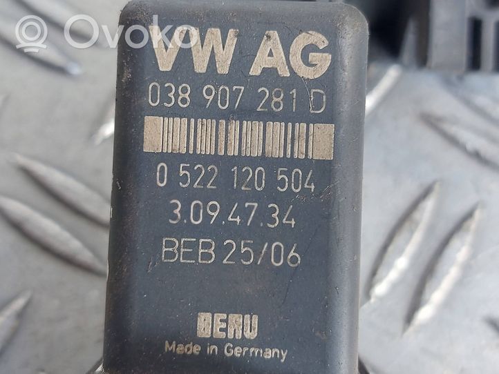 Volkswagen Jetta V Glow plug pre-heat relay 038907281D