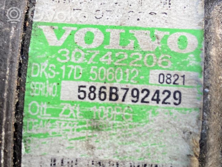 Volvo V70 Ilmastointilaitteen kompressorin pumppu (A/C) 30742206