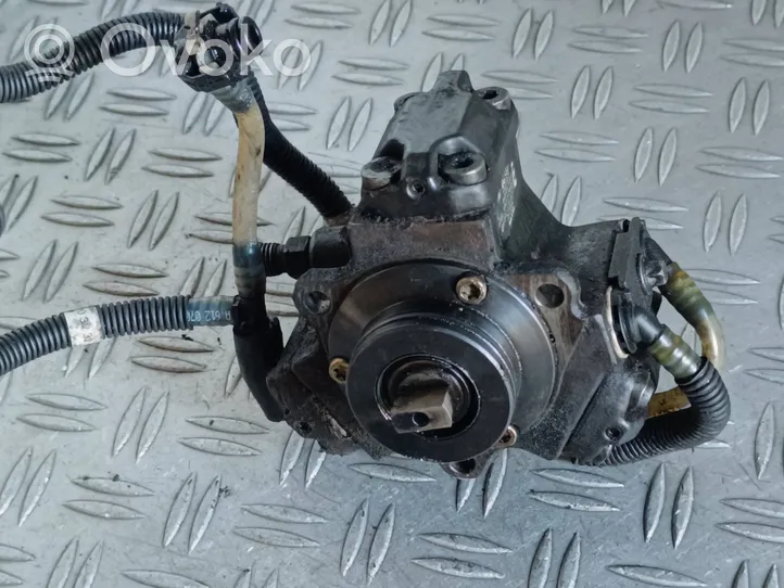 Mercedes-Benz ML W163 Pompe d'injection de carburant à haute pression A6120700001