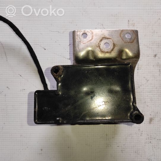 Audi A8 S8 D3 4E Blocco valvola della sospensione pneumatica 4E0616014B