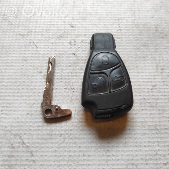 Mercedes-Benz Vito Viano W639 Ключ / карточка зажигания 
