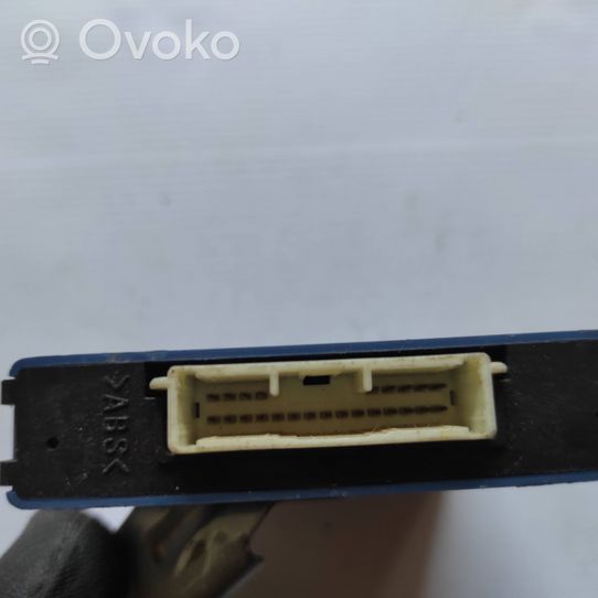 Toyota Prius (XW20) Gateway valdymo modulis 8911147030