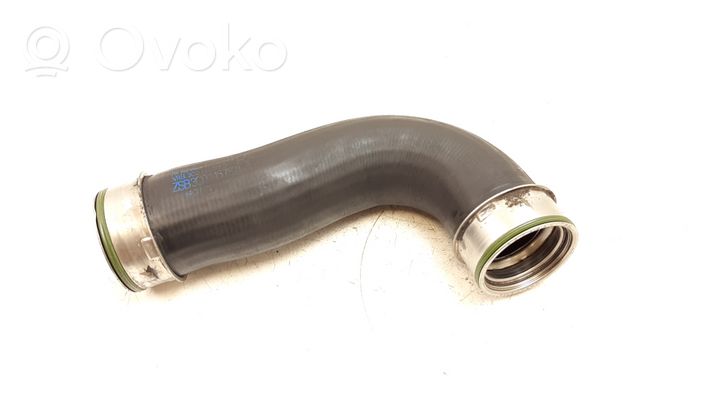 Volkswagen PASSAT B6 Tube d'admission de tuyau de refroidisseur intermédiaire 3C0145832D