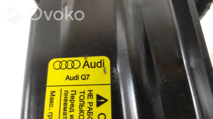 Audi Q7 4L Cric di sollevamento 