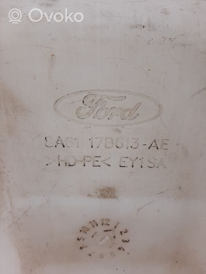 Ford Fiesta Zbiornik płynu do spryskiwaczy szyby przedniej / czołowej 8A6117B613AE