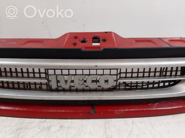 Iveco Daily 40.8 Grille de calandre avant 