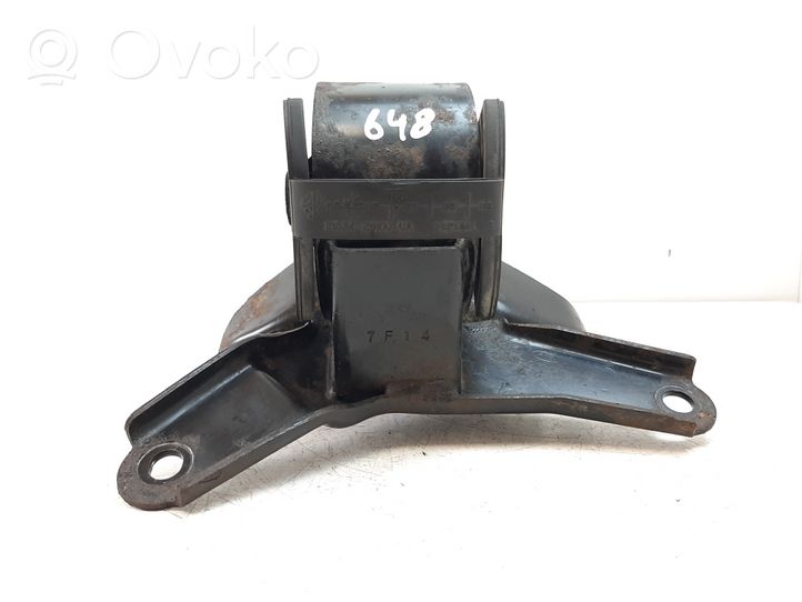 KIA Carens II Supporto di montaggio del motore 218352G100