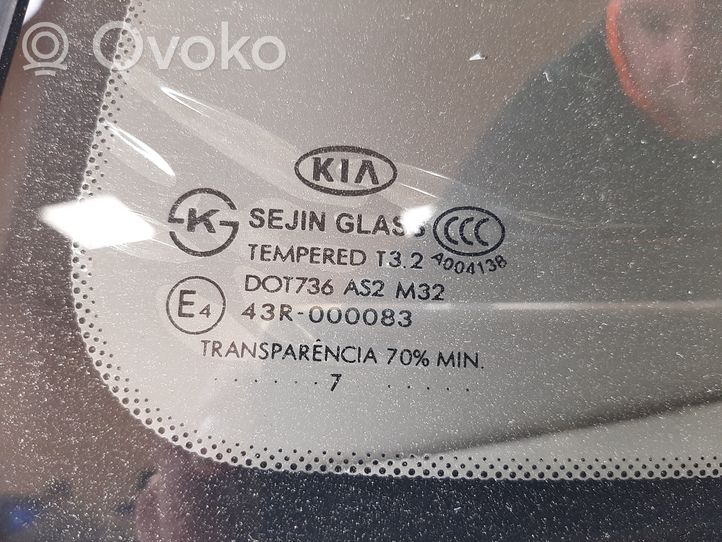 KIA Carens II Fenêtre latérale avant / vitre triangulaire 43R000083